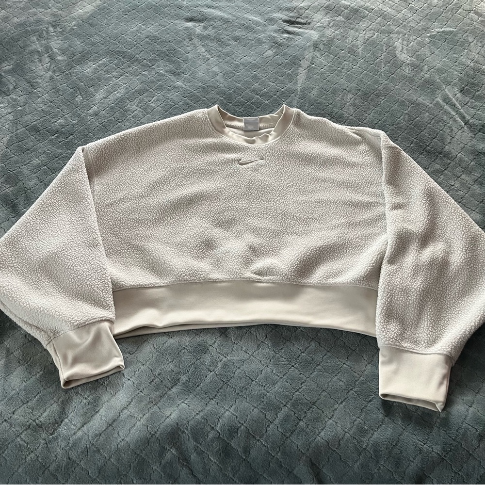 Nike Sherpa Fleece Cropped Sweatshirt Cream Oatmeal Mini Swoosh Womens‎ Small
